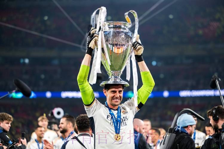 再创历史!皇马收入破10亿欧 净资产5.74亿欧 再创历史!皇马收入破10亿欧 净资产5.74亿欧